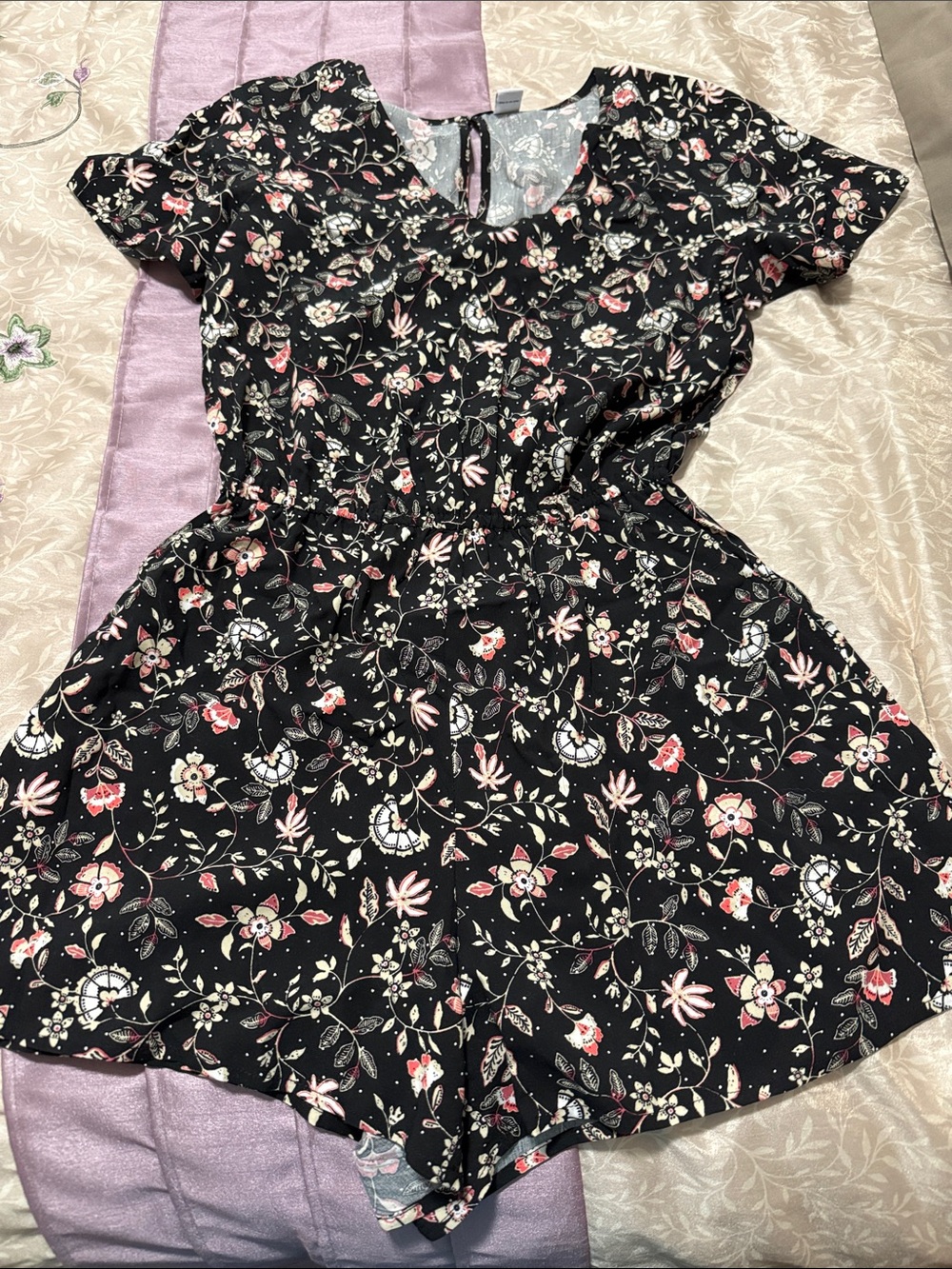 Old Navy Black Floral Short Sleeve Dress - Pink & White Flowers